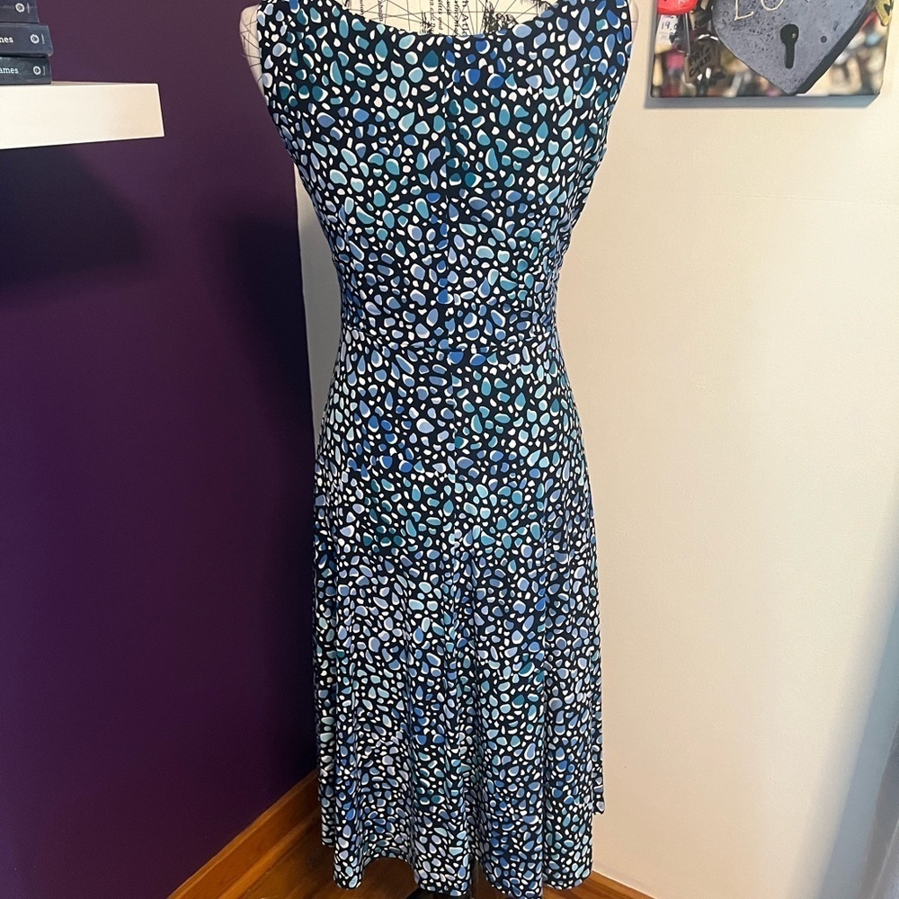 7 for $30 Perceptions Sleeveless Summer Dress - Picture 5 of 9